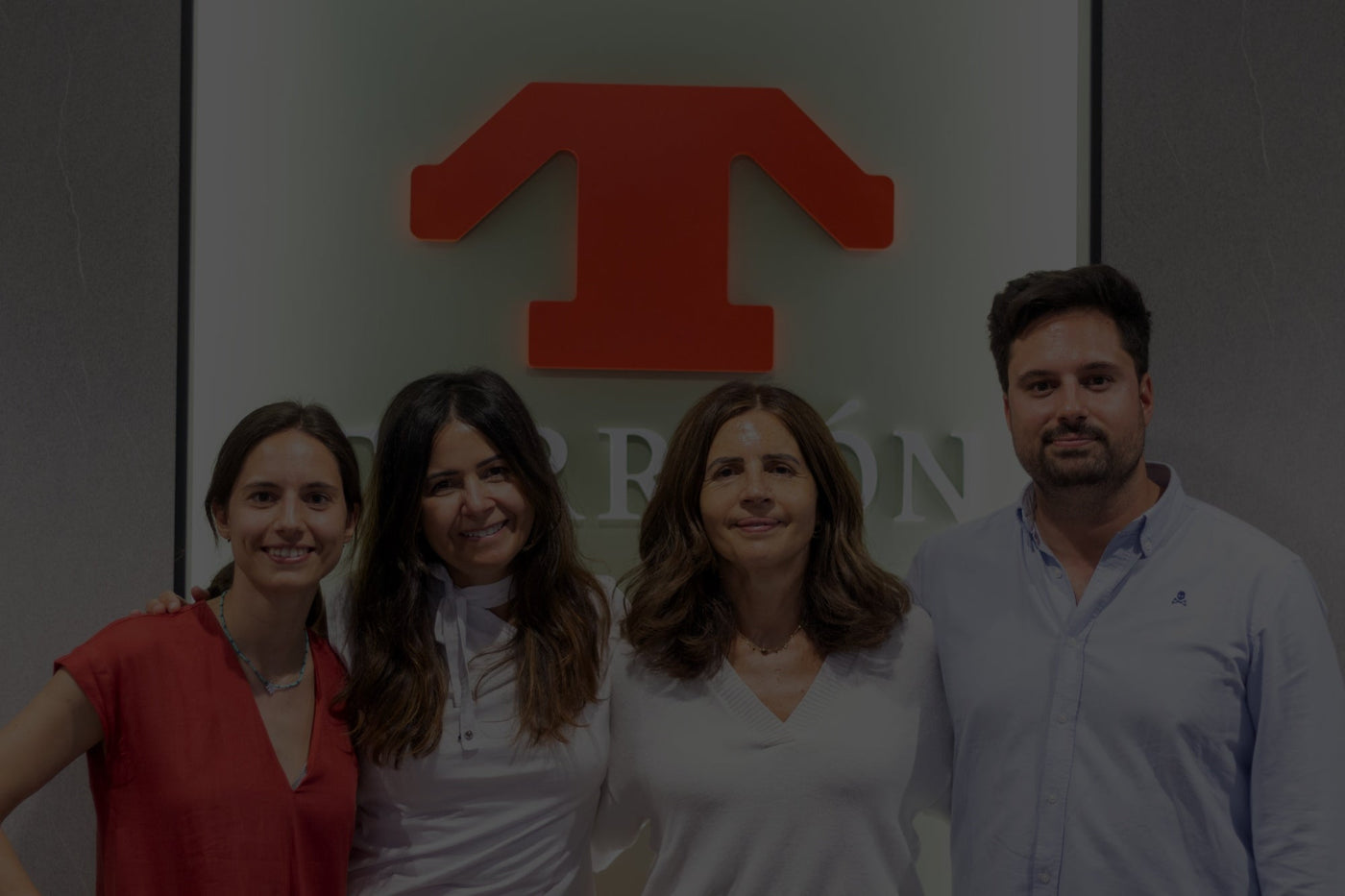 Lo que pasa cuando trabajas con tu madre… que además es tu jefa